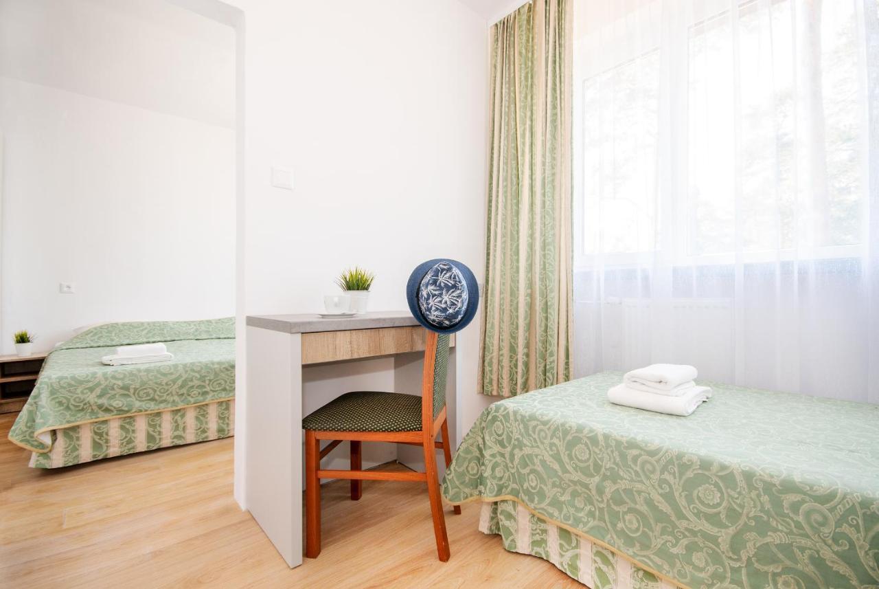 Hotel Domki Osrodek Wypoczynkowy Neptun Ujście-Darłowskie Esterno foto